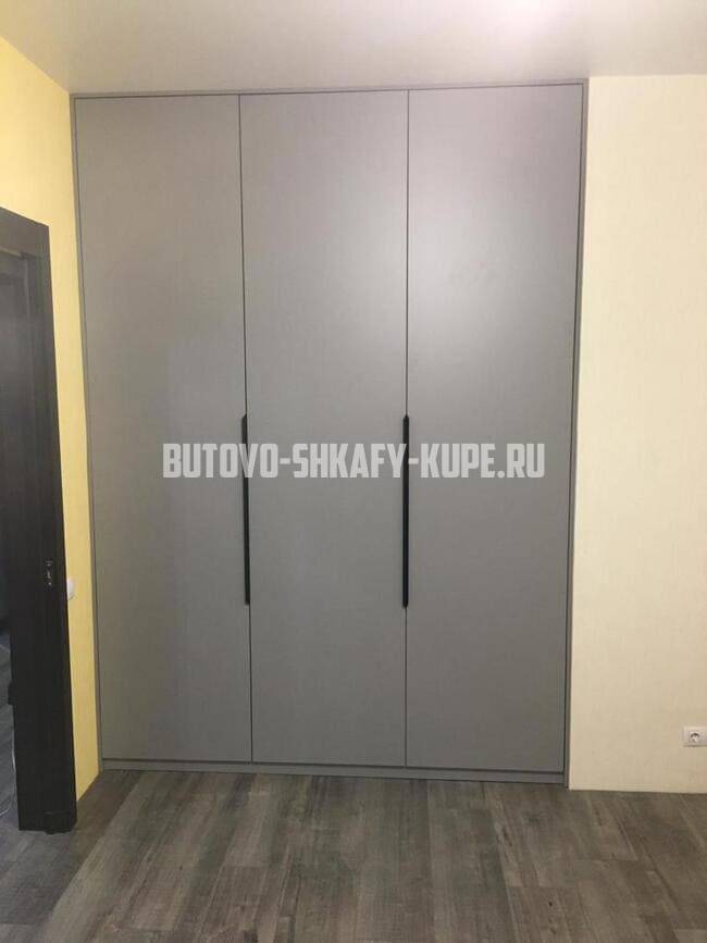 Распашные шкафы Бутово